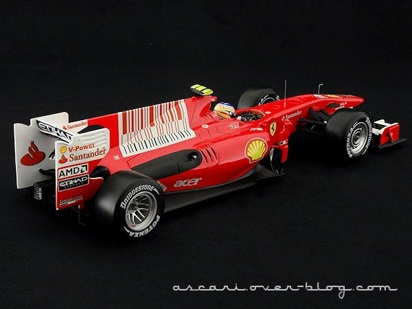 FERRARI F10 ALONSO 2010 HOT WHEELS 02