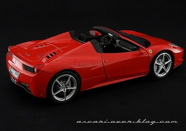 1-18 FERRARI 458 SPIDER ELITE 04