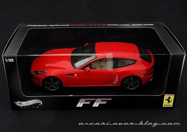 1-18 FERRARI FF 2010 ELITE 01