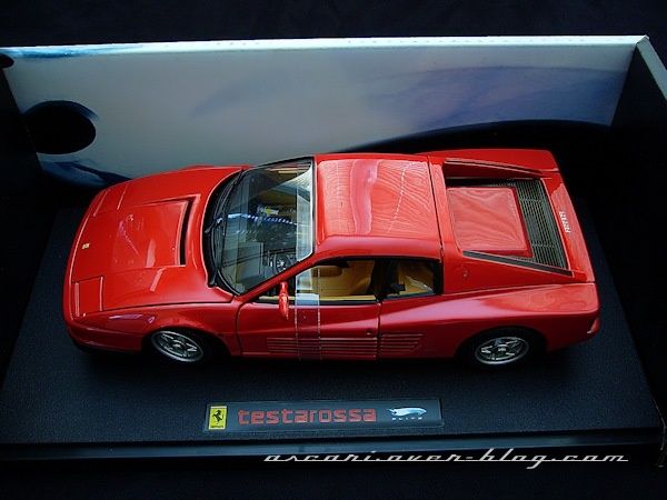1-18 Ferrari Testarossa serie Elite Hot Wheels 3