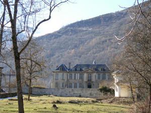 Chateau-de-gudanes.jpg