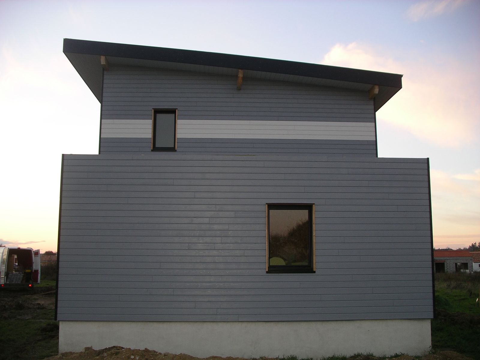 Maison moderne en bois en vendée ( 85 )