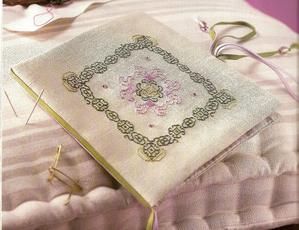 trousse-ouvrage-mains-et-merv.jpg