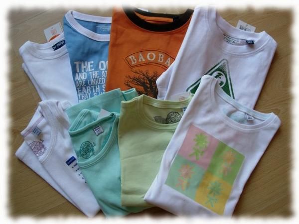 TEE-SHIRTS-DES-GIRAFONS.jpg