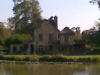 le-hameau-de-la-reine-du-petit-Trianon---Versailles8.jpg