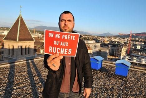 une-banque-du-miel-pour-epargner-les-abeilles reference