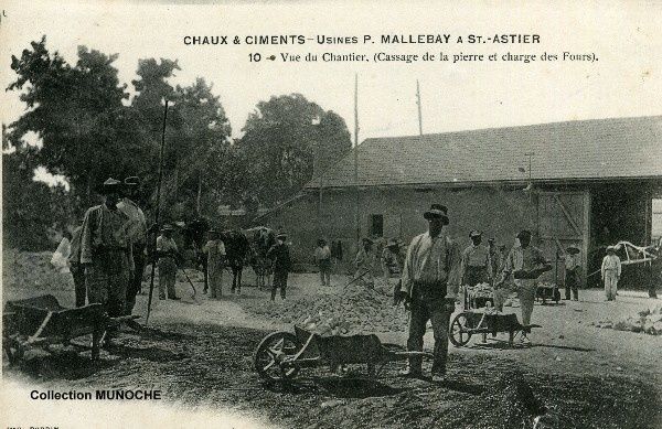 SAINT-ASTIER-Carte-postale-5.JPG