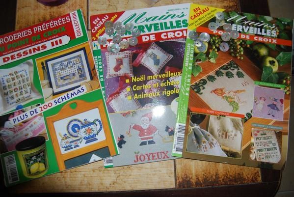 achats-magazines-et-boutons-nacre.jpg