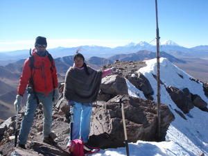 Loic et Caty au sommet du Taapaca.