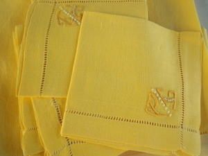 trousseau-jaune.jpg