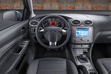 Ford-Focus-II-restyl--e-4-.jpg