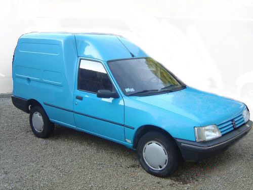 Peugeot-205-F.jpg