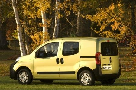 Peugeot-Bipper-Tepee-2.jpg
