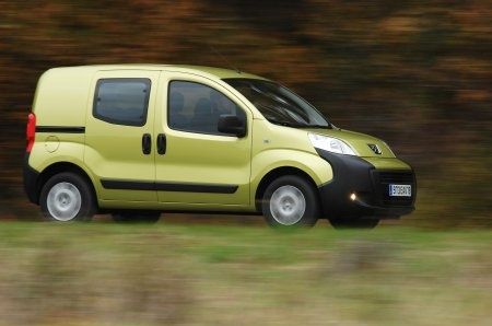 Peugeot-Bipper-Tepee.jpg