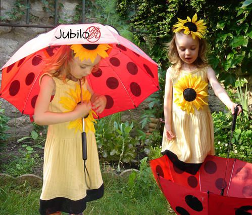jubilo-customisation-robe-tournesol-cuir-parapluie-coccinelle