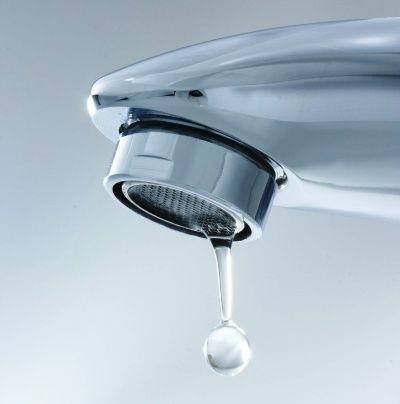 goutte-d-eau-au-robinet.jpg