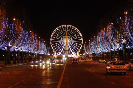 illuminations-Champs-Elysees.jpg