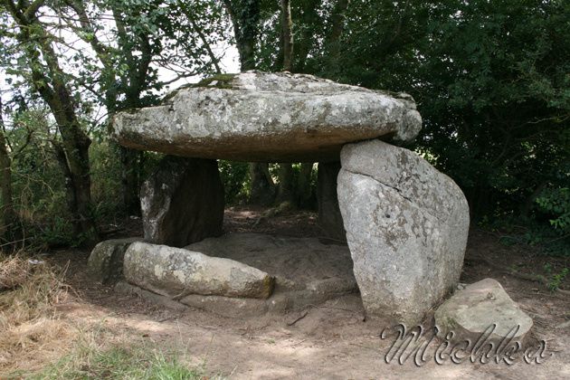 dolmens-savatadole--2-.jpg