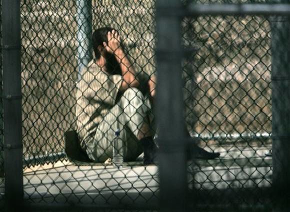 Guantanamo-Prisonnier-2-2