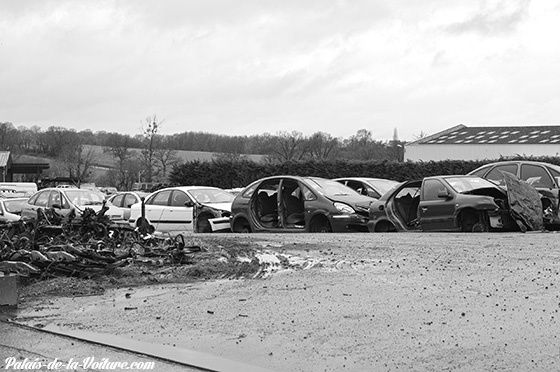 http://idata.over-blog.com/0/41/63/32/2014/01_janvier/casse-auto/casse_auto_05.jpg