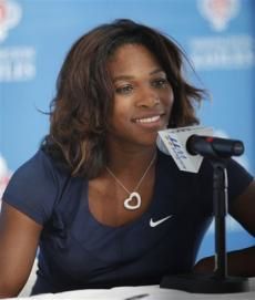 serena williams en conférence de presse après une exhibition au world team tennis à newport . Serena williams a été reçue par barack obama à la maison blanche hier 14 juillet serena williams en conférence de presse après une exhibition au world team tennis à newport . Serena williams a été reçue par barack obama à la maison blanche hier 14 juillet