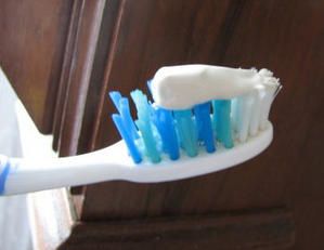 dentifrice-brosse.JPG