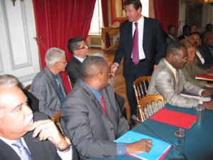 Estrosi-rencontre-les-Guadeloup--ens.jpg
