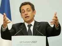 sarkozy-G8.jpg