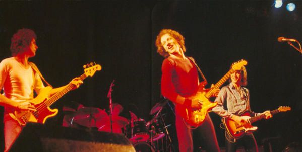 TÉLÉCHARGER DISCOGRAPHIE DE DIRE STRAITS DISCOGRAPHIE DIRE TÉLÉCHARGER STRAITS DE