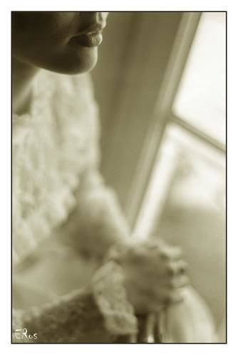 Elise-dentelle-bouche-fen--tre.jpg