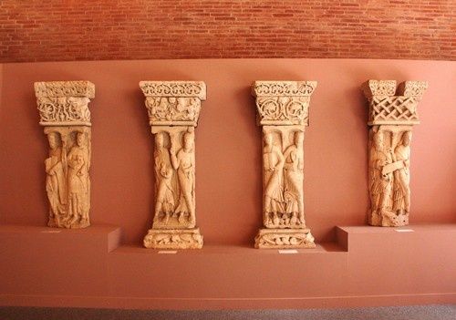 la salle Romane du Musee des Augustins
