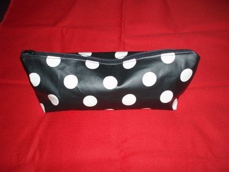 450_trousse-20pois.jpg