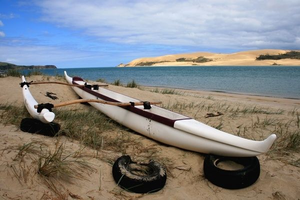 pirogue.jpg