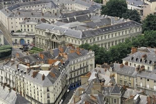 Palais-de-justice-Nantes.jpg