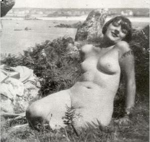 Kiki-nue-copie-2.jpg