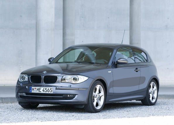 BMW 1er-Reihe 5-Türer comme voiture neuve de l'UE avec jusqu'à 46