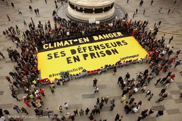 Greenpeace 5oct13 Paris