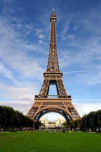 250px-Paris_06_Eiffelturm_4828.jpg
