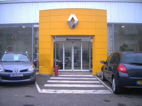 Sallet Auto Diffusion Concessionnaire Renault - Créatifs & Co