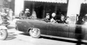 kennedy en décapotable