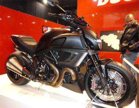 21 SalBxlDiavel