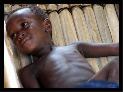 Enfant-Dogon-copie-2.jpg
