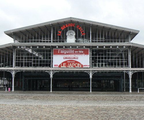 2_Halle.jpg