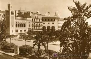 Grande-Poste-et-Depeche-Quotidienne-en-1927.jpg