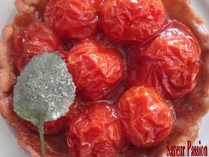 tartelettetomatecerisecaramelsale.jpg
