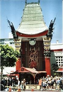 Hollywood-Manns-Chinese-Theatre1.jpg