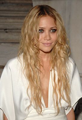 Mary Kate Olsen coiffure 2009