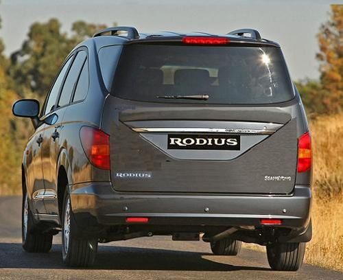 Ssangyong-Rodius-par-VLMdesigner.jpg