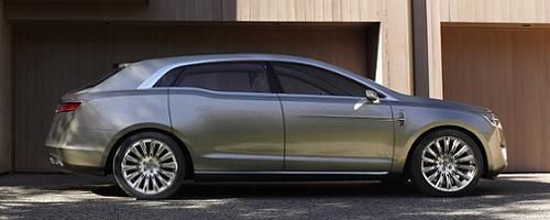 Lincoln-MKT-1.jpg