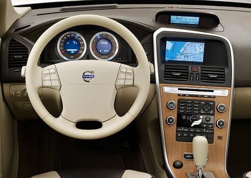 Volvo-XC60-2.jpg